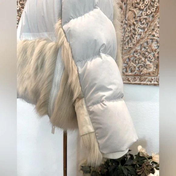 Nike x Sacai Parka Down Fill Faux Fur Skiing, Winter, Snow, Performance Jacket - Picture 5 of 16